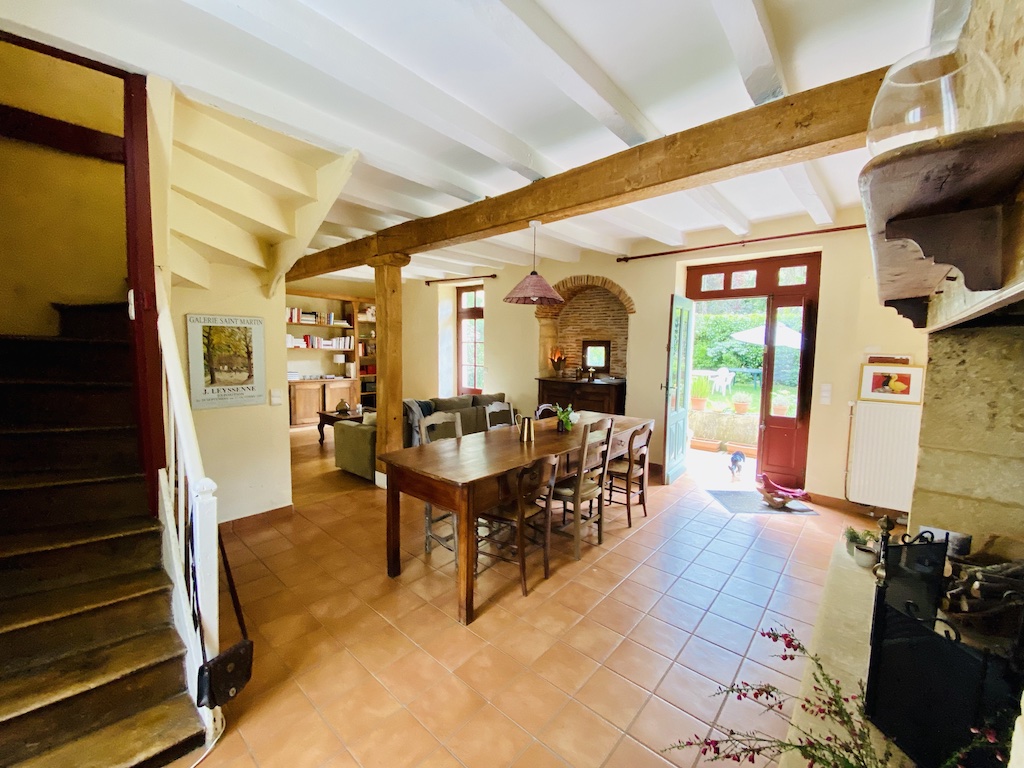 Salle à manger 2